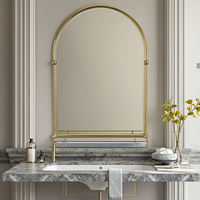 Miroir de maquillage de salle de bain éclairé de style antique, avec cadre en laiton chromé, forme arche victorienne, avec étagère de rangement, fixation murale