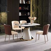 Table à manger moderne en pierre frittée à pieds en métal assemblée résistante à la chaleur pour un hôtel, un appartement et une villa