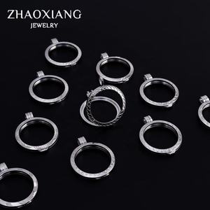 Collares al por Mayor, Joyería con Espacio para Colocar Fotos, Foto Redonda en Forma de Llama, Acero Inoxidable, Regalo Clásico 2021 - Product Image 1