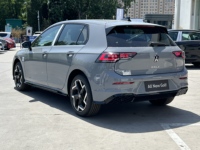 V&W Golf 2025, berline 5 portes, moteur turbo 1.5L 250-300 ch, norme Euro VI, conduite à gauche, boîte automatique, essence, toit ouvrant panoramique