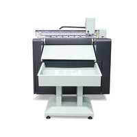 Plotter de Corte CNC de Cama Plana para Película PET Digital y Cajas Corrugadas con Rodillo de Alimentación y Cuchilla de Grabado AOL 1070 PLUS