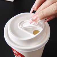 Vente en gros de couvercles de gobelets à café jetables écologiques en plastique PP noir, blanc, transparent 80/90 mm avec bouchon pour boissons chaudes/froides