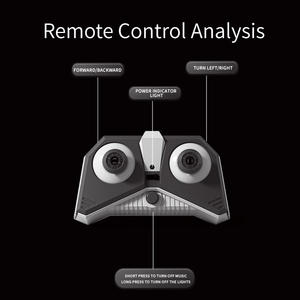 Coche de Acrobacias con Control Remoto de 2.4G - Vehículo con Luces y Música, Admite Giro Hacia Adelante/Atrás/Izquierda/Derecha y Demostración Automática con una Sola Tecla - Product Image 4