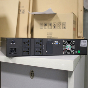Shan Shuo 1KVA ออนไลน์ UPS 110V พร้อมแบตเตอรี่ในตัวสำหรับแหล่งจ่ายไฟสำรอง ECDIS - Product Image 1