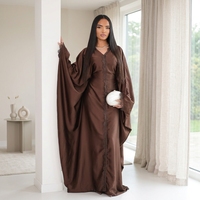 Robe Modeste Tendance 2026 pour Femme Musulmane : Kaftan Abaya de Dubaï en Dentelle et Satin avec Décoration Papillon, Design Classique avec Ceinture Intégrée, Vêtement Islamique