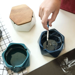 Cendrier en céramique moderne portable avec logo personnalisé, vente en gros OEM pour hôtel, restaurant, cendrier rond en porcelaine - Product Image 2