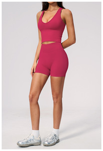 Ensemble de yoga sans couture pour femme : Leggings, shorts sexy, capri, body de fitness, soutien-gorge de sport, débardeur de sport - Product Image 5