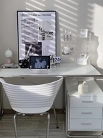 Bureau d'ordinateur en MDF de style nordique mi-siècle, table de conférence simple et luxueuse pour chambre à coucher et maison, populaire sur Internet, pour l'écriture (Cow and Cow)