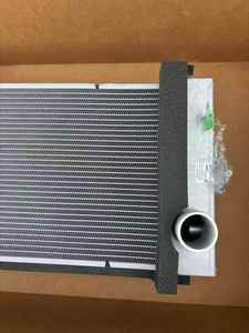 Pièces de l'excavatrice PC210-pièces véritables de machine en vente. 20Y-03-56110 radiateur. - Product Image 4