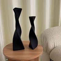 Vase en céramique abstrait torsadé YanJun, vase décoratif moderne incurvé et irrégulier de Jiangxi pour la décoration de table à la maison
