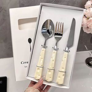 Ensemble de 3 pièces de luxe léger (couteau/fourchette/cuillère), cuillères à dessert mignonnes pour le fromage, couverts à steak en acier inoxydable - Product Image 1