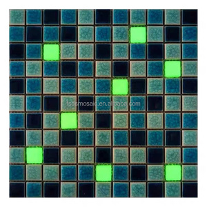 Azulejos fluorescentes cuadrados azules modernos para <span class=keywords><strong>piscina</strong></span>, vidrio de mosaico luminoso para Villa, piso de azulejo de <span class=keywords><strong>piscina</strong></span> que brilla en la oscuridad de cuerpo completo - Product Image 6