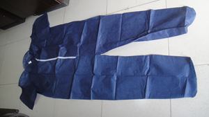 Combinaison de protection jetable d'isolation d'OEM d'usine avec la couverture de <span class=keywords><strong>CPE</strong></span> vêtements médicaux bon marché - Product Image 5