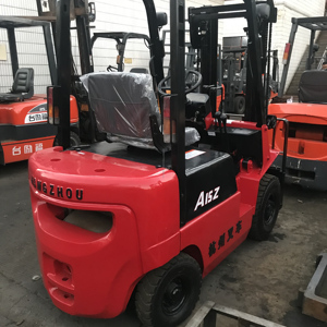 Chariot élévateur à contrepoids diesel de Hangzhou utilisé de haute qualité capacité de 1.5 à 5 tonnes moteur de noyau de levage de 3 à 6m garantie de 1 an pour la vente au détail - Product Image 6