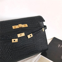 Sac à bandoulière pour femme de petite taille à motif litchi personnalisé en usine Fermeture éclair Cuir véritable Écologique Tendance Rétro Sling