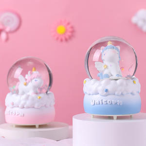 Boule de cristal lumineuse licorne, petite sphère, globe d'eau, ornements, cadeaux pour étudiants, jouets fantaisie pour enfants, vente en gros - Product Image 4