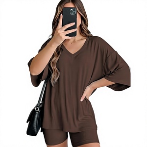 Conjunto de 2 piezas para mujer, bordado liso, top oversize con cuello en V y shorts de ciclista, ajuste holgado, ropa de dormir de verano, atuendo casual 95% - Product Image 3