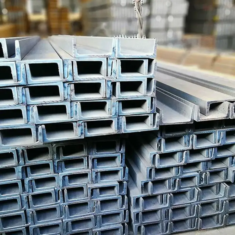 Fornitori di capriate per tetto a canale C in acciaio zincato ASTM a36 formate a freddo