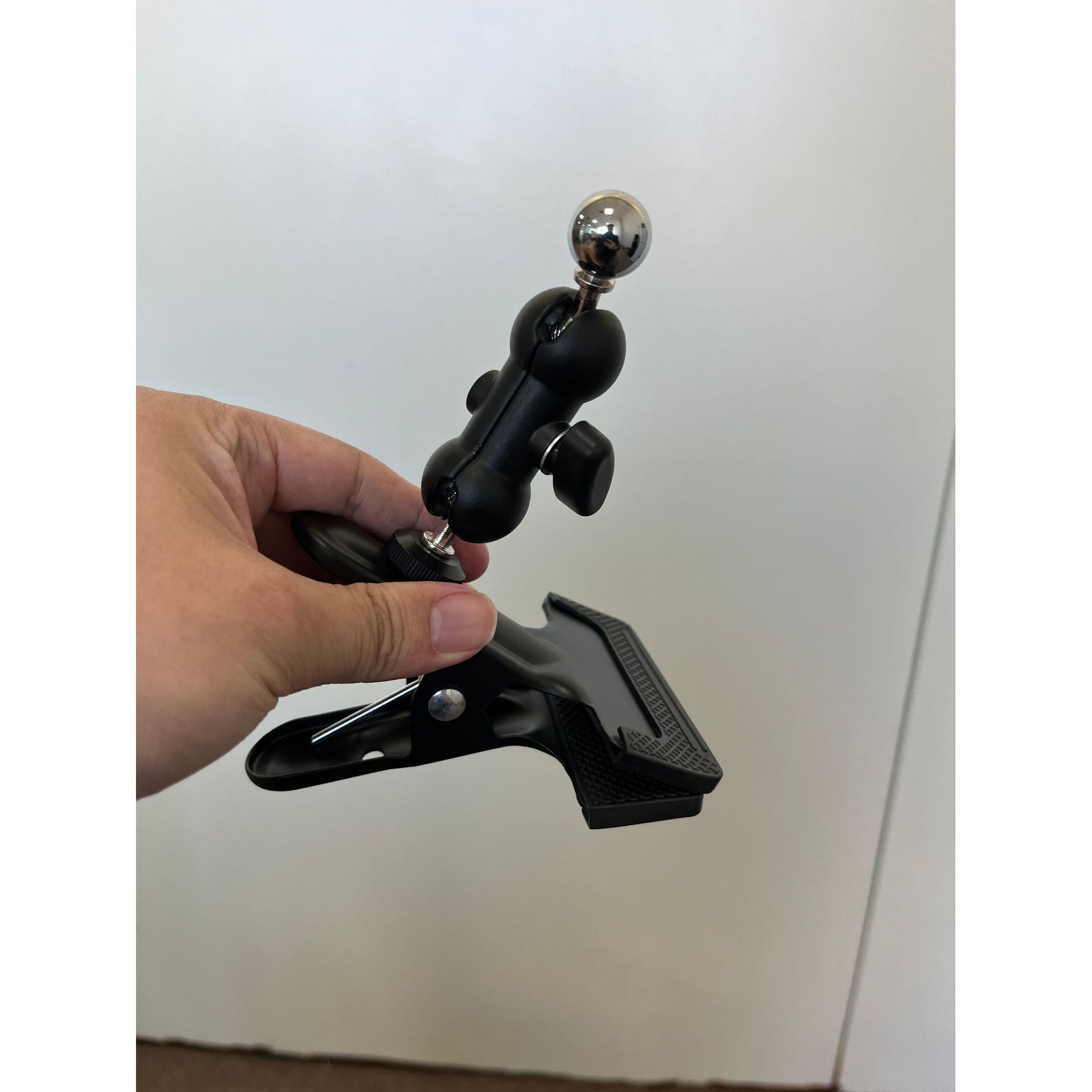 Peanut Magic Hand Ball Head Power Clip
