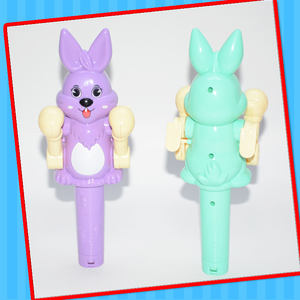 Jouet de boxe en plastique de vente chaude Super Rabbit Fist avec Candy Cheap Toys - Product Image 5