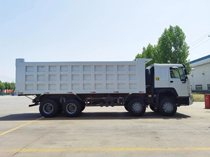 Camión volquete 8x4 diésel con motor Sinotruk Howo Weichai pesado de <span class=keywords><strong>segunda</strong></span> <span class=keywords><strong>mano</strong></span> 371HP con volante a la derecha disponible para la venta - Product Image 2