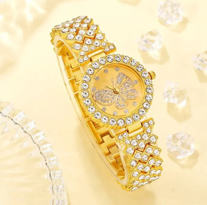 <strong>Women's</strong> New Diamond-Encrusted Butterfly <strong>Watch</strong> <strong>Set</strong> 5pcs Bracelets Quartz Movement Plastic Band Alloy Case 5mm Pointer Accessory - Product Image 4