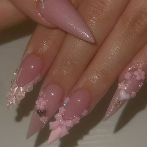 <span class=keywords><strong>Faux</strong></span> ongles longs à presser style stiletto, rose nude, avec nœud 3D, motif floral et strass, mignons, réutilisables, vente en gros, personnalisables - Product Image 1
