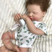Poupée Reborn LOULOU en silicone faite à la main avec cheveux de bébé réalistes et texture de peau détaillée pour collection et exposition