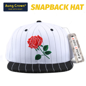Gorras Snapback Bordadas de 6 Paneles de Alta Calidad al por Mayor, Gorra Snapback de Dos Tonos con Visera Plana y Logotipo Bordado Personalizado, Estilo Hip Hop - Product Image 2