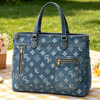 Sac fourre-tout indigo pour femme avec motifs imprimés, sac à main en jean multi-poches, style décontracté urbain, sac de voyage pour femme
