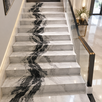 Décoration intérieure de maison moderne blanche, escalier de luxe en marbre