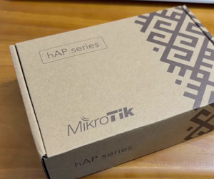 Routeur Gigabit double bande WiFi 6 MikroTik C52iG-5HaxD2HaxD-TC HAP Ax² avec PoE In/Out pour la maison et le bureau - Product Image 6