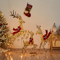 Cerf éclairé de Noël pour fenêtre de centre commercial Scenic Spot Utilisation en extérieur-Véhicule en fer de voiture de Noël en métal éclairé étanche