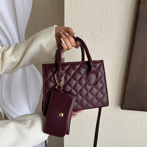 Nouvelle Sacoche Bandoulière Rhombique Brodé Tendance Portable Design Carré Fermeture Éclair <span class=keywords><strong>Sac</strong></span> à <span class=keywords><strong>Main</strong></span> Personnalisé pour <span class=keywords><strong>Femme</strong></span> - Product Image 1
