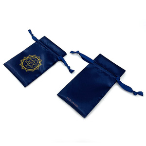 Vente directe usine : Sacs en satin à cordon, sacs en soie, petites pochettes en tissu pour sous-vêtements, perruques et rangement anti-poussière, personnalisables - Product Image 3