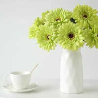 Bouquets de fleurs artificielles Gerbera Daisy en soie et plastique pour la décoration florale intérieure du salon et de la table à manger