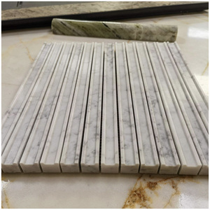 Carreaux <span class=keywords><strong>de</strong></span> mosaïque cannelés en marbre blanc <span class=keywords><strong>de</strong></span> Carrare 10 mm pour hôtels, salles <span class=keywords><strong>de</strong></span> bain, chambres, couloirs - Mur décoratif au design moderne - Product Image 2