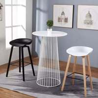 Table de bar moderne en acier inoxydable, pieds en métal, facile à nettoyer, résistante à l'eau, polyvalente pour la maison, le bar, la boîte de nuit, la salle à manger, le salon