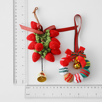 Ornement suspendu en crochet fait main, styles variés, couronne, pendentif oiseau porte-monnaie fraise, à usage décoratif uniquement, pas un jouet