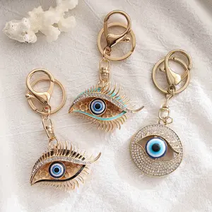 Wholesale supply metal crystal evil eye keyring keyring brand keychain creative metal pendant diamonds keychain