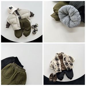 Veste de style décontracté tendance personnalisée pour enfants Pantalons longs pour bébés garçons en velours et laine chauds et épais de haute qualité - Product Image 2