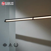 Lustre en verre personnalisé pour hôtel, design artistique minimaliste moderne, avec LED à économie d'énergie, taille moyenne, style moderne simple et luxueux