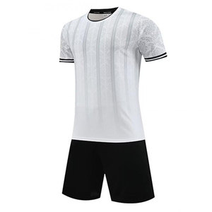 Set di Abbigliamento Sportivo da <span class=keywords><strong>Calcio</strong></span> Personalizzato all'Ingrosso, Traspirante, Stagione 25/26, Maglia e <span class=keywords><strong>Pantaloncini</strong></span> per Club, Scuole e <span class=keywords><strong>Squadre</strong></span> - Product Image 1