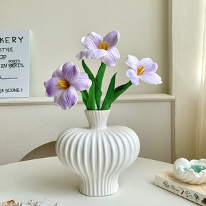 Bouquet de tulipes artificielles Qingyu Chronicle QYJ160, décoration d'intérieur, ornement de table pour salon - Product Image 2