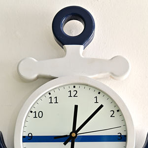 Reloj de Pared Rústico de Cuarzo para Decoración del Hogar, Diseño de Ancla Oceánica, Estilo Still Life, de Madera, con Agujas, Funciona con Batería, 30 mm - Product Image 6