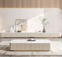 Ensemble de meuble TV et table basse multifonctionnel en bois cannelé de luxe, design moderne et élégant pour salon