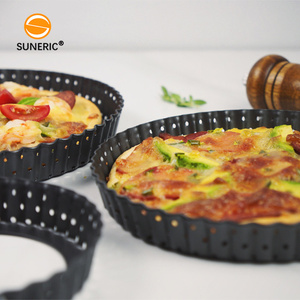 <span class=keywords><strong>Teglia</strong></span> Rotonda per Torte e Pizza con Fondo Removibile, in Acciaio al Carbonio Perforato per Forno - Product Image 6