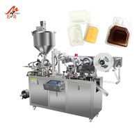 Machine d'emballage de remplissage scellage liquide automatique pour chocolat fromage confiture de fruits sauce soja blister