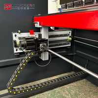 Presse plieuse hydraulique CNC synchronisée automatique avec moteur haute puissance pour l'aluminium et l'acier au carbone