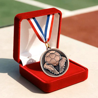 Médailles de sport à ruban personnalisé de grande taille avec strass de forme spéciale évidée récompenses en alliage gaufré 3D Plaques en métal cadeau de sport